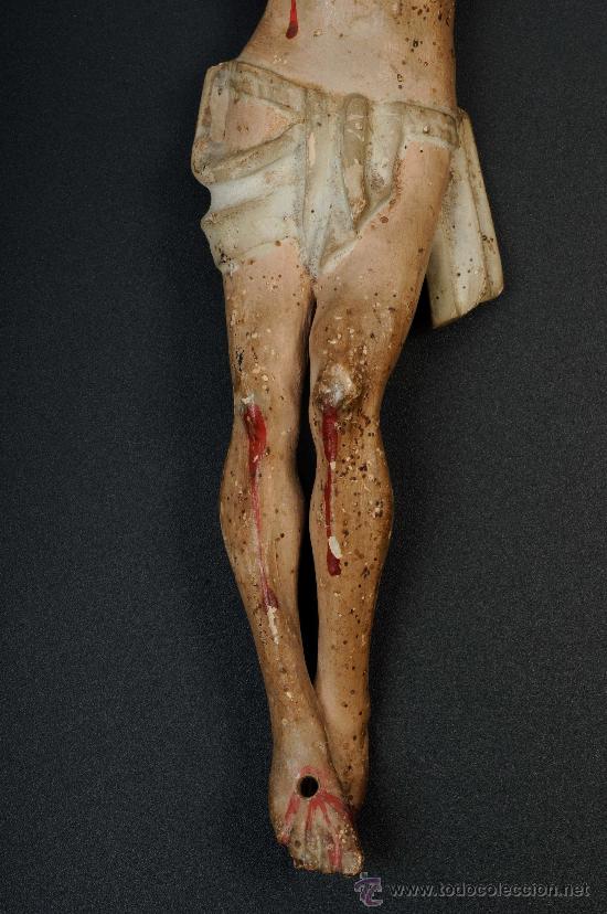 Arte: Cristo en madera tallada con restos de policromía, finales S.XVIII - Foto 3 - 28980333